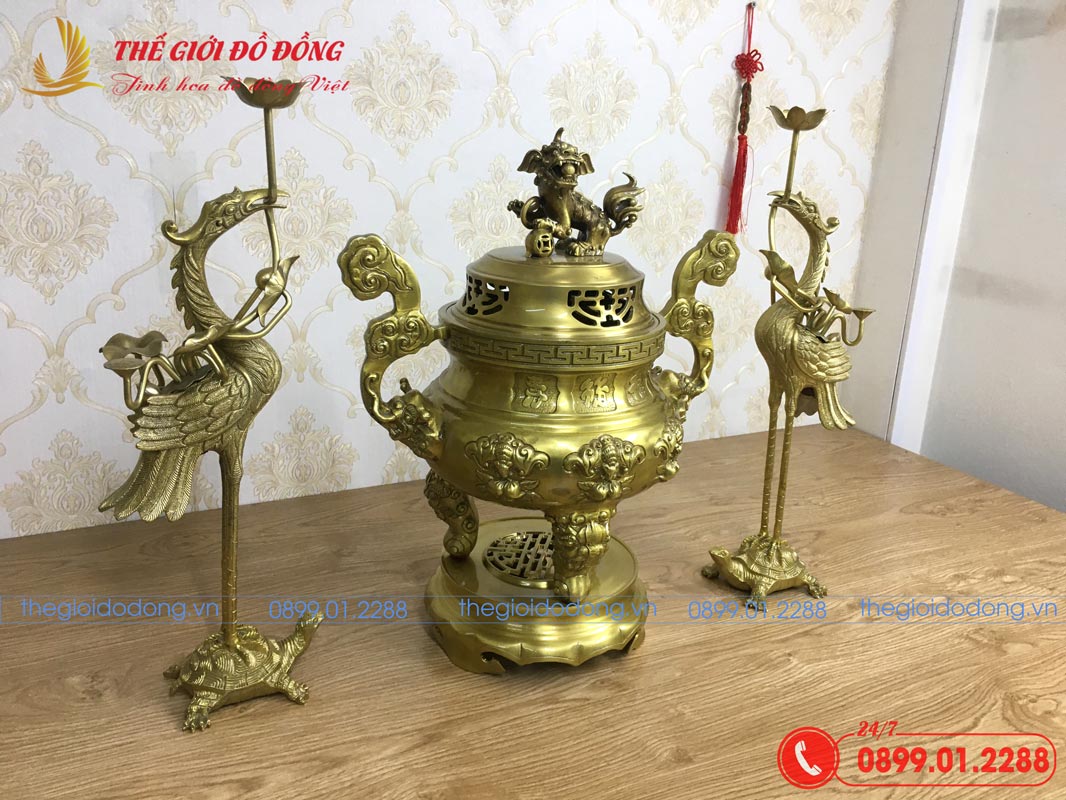 bo-tam-su-hac-hoa-van-doi-dao-mau-vang-dam-cao-50cm-04 bộ tam sự hạc hoa văn dơi đào màu vàng đậm cao 50cm - 04