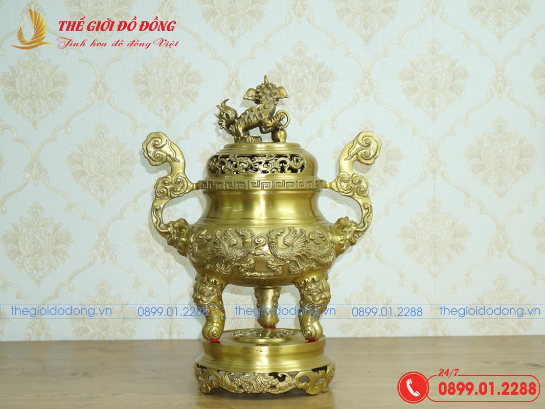 dinh-dong-tho-cung-hoa-tiet-rong-mau-vang-dam-cao-50cm-04 đỉnh đồng thờ cúng họa tiết rồng màu vàng đậm cao 50cm - 04