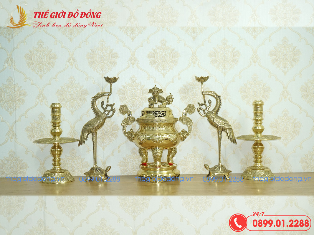 bo-ngu-su-dinh-soi-mau-vang-bong-cao-40cm-01 bộ ngũ sự đỉnh sòi màu vàng bóng cao 40cm - 01