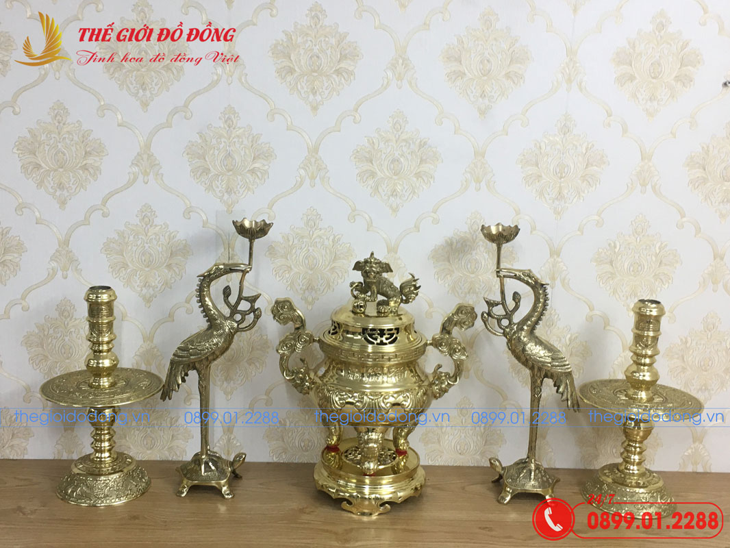bo-ngu-su-dinh-soi-mau-vang-bong-cao-40cm-03 bộ ngũ sự đỉnh sòi màu vàng bóng cao 40cm - 03