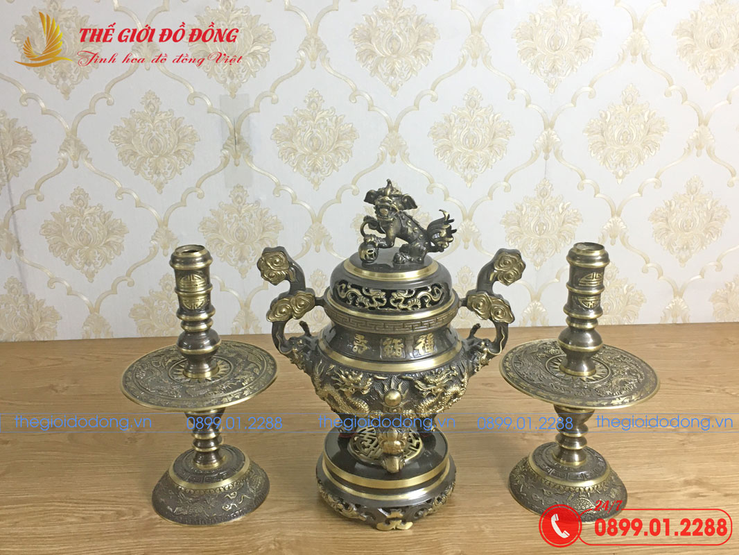 bo-tam-su-nen-dinh-rong-mau-xanh-cao-cao-40cm-03 bộ tam sự nến đỉnh rồng màu xanh cạo cao 40cm - 03