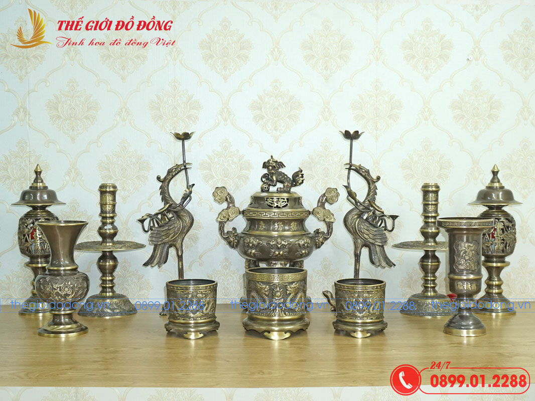 bo-do-tho-12-mon-dinh-doi-dao-mau-xanh-cao-cao-40cm-01 bộ đồ thờ 12 món đỉnh dơi đào màu xanh cạo cao 40cm - 01