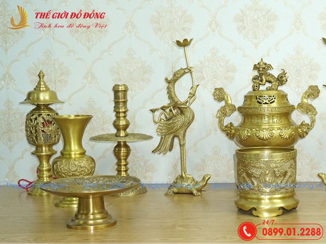 bo-do-tho-12-mon-dinh-soi-mau-vang-dam-cao-40cm-04 bộ đồ thờ 12 món đỉnh sòi màu vàng đậm cao 40cm - 04