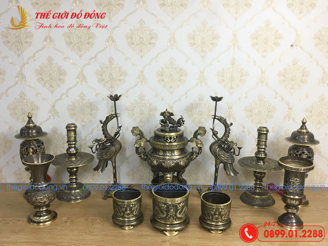 bo-do-tho-12-mon-dinh-soi-mau-xanh-cao-cao-40cm-02 bộ đồ thờ 12 món đỉnh sòi màu xanh cạo cao 40cm - 02