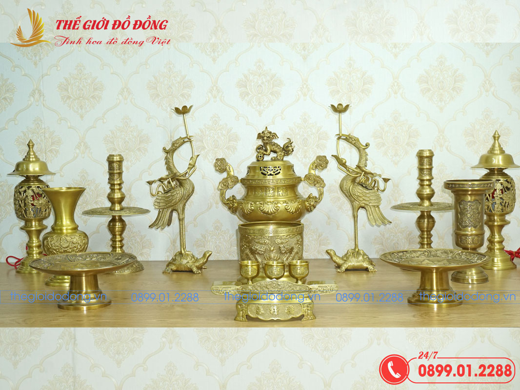 bo-do-tho-13-mon-dinh-soi-mau-vang-dam-cao-40cm-01 bộ đồ thờ 13 món đỉnh sòi màu vàng đậm cao 40cm - 01