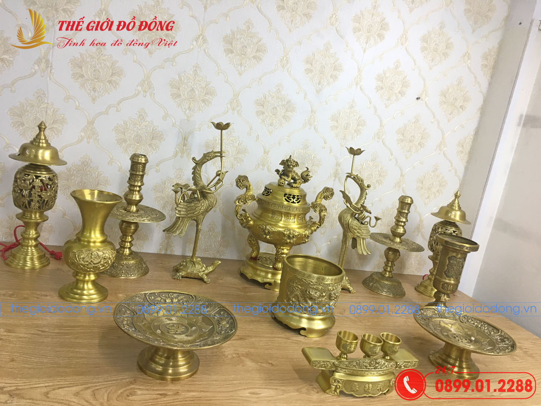 bo-do-tho-14-mon-dinh-doi-dao-mau-vang-dam-cao-40cm-02 bộ đồ thờ 14 món đỉnh sòi dơi đào màu vàng đậm cao 40cm - 02