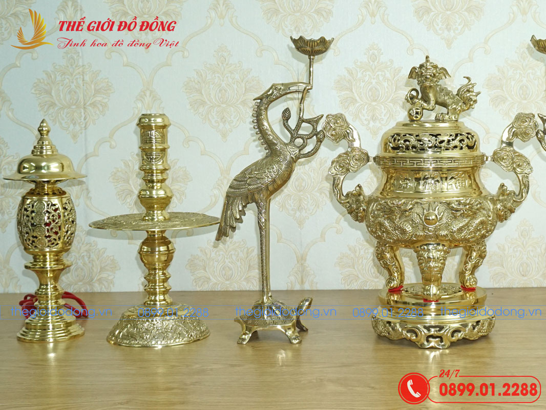 bo-do-tho-7-mon-dinh-rong-mau-vang-bong-cao-40cm-04 bộ đồ thờ 7 món đỉnh rồng màu vàng bóng cao 40cm - 04