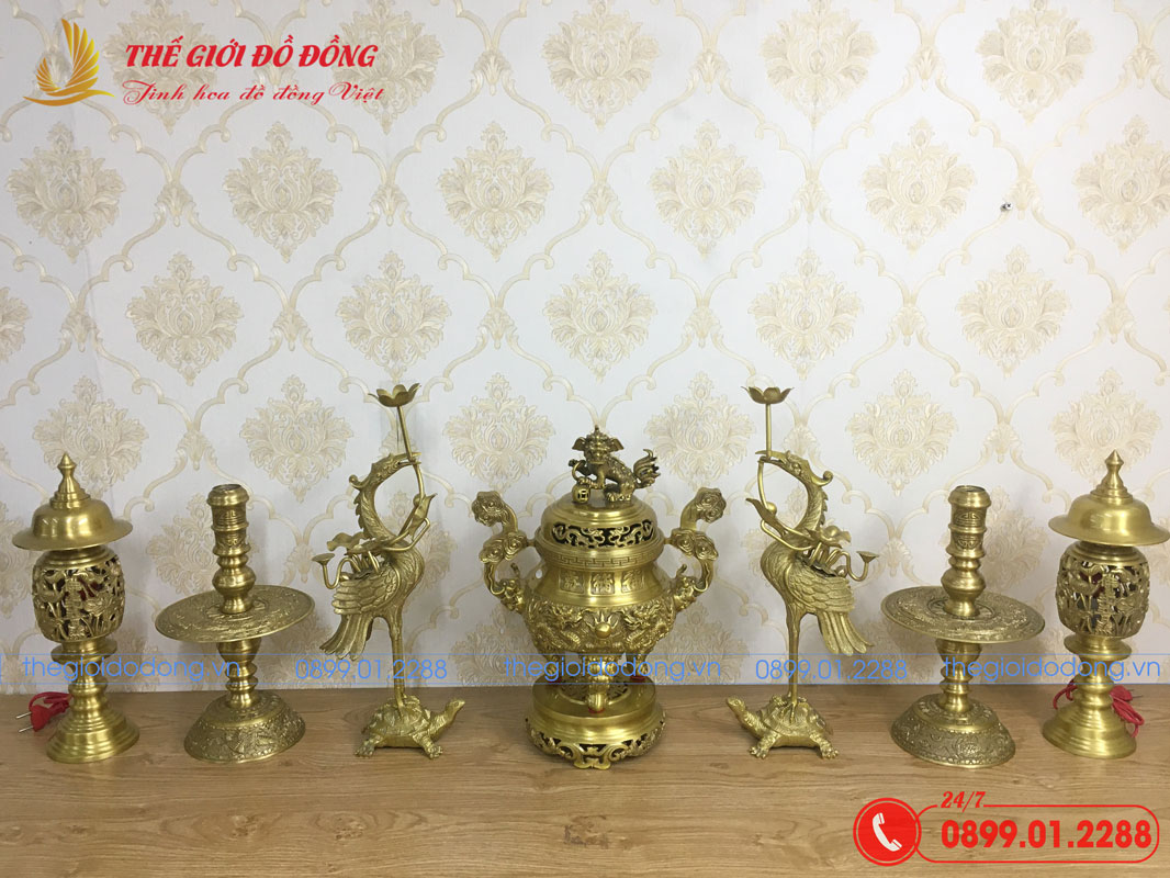 bo-do-tho-7-mon-dinh-rong-mau-vang-dam-cao-40cm-02 bộ đồ thờ 7 món đỉnh rồng màu vàng đậm cao 40cm - 02