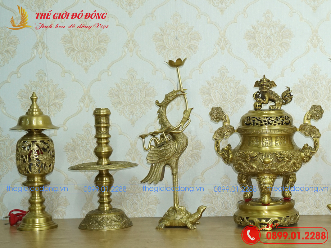 bo-do-tho-7-mon-dinh-rong-mau-vang-dam-cao-40cm-04 bộ đồ thờ 7 món đỉnh rồng màu vàng đậm cao 40cm - 04