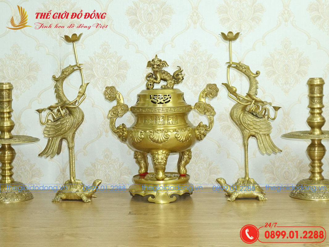bo-do-tho-7-mon-dinh-soi-mau-vang-dam-cao-40cm-05 bộ đồ thờ 7 món đỉnh sòi màu vàng đậm cao 40cm - 05